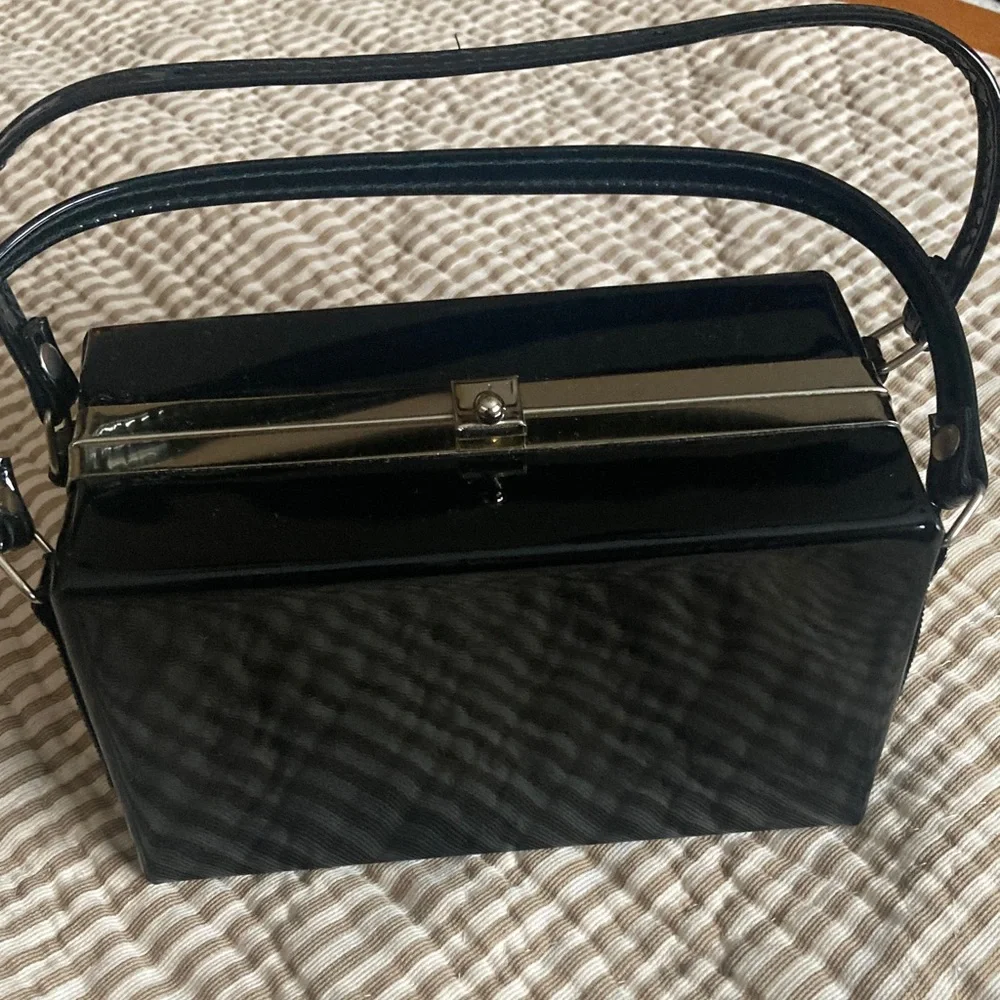 Black patent leather square purse